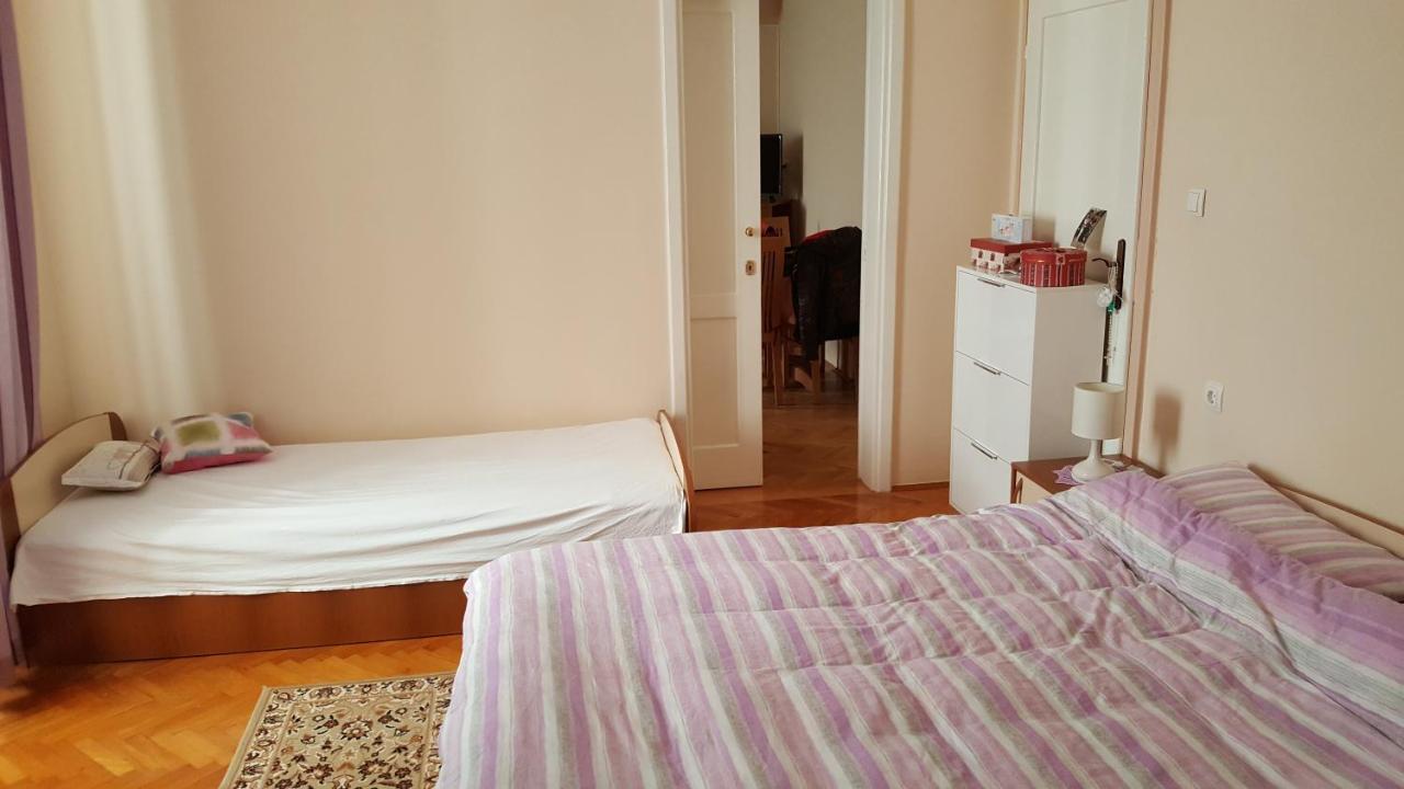 Bed and Breakfast Anka Bunic Rab Town Exterior foto